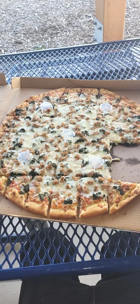 24 Mediteranian Pizza Spezial