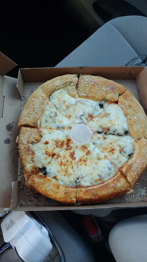 Medium Pan dbl Cheese Sausage Onion Mushroom Black Olives